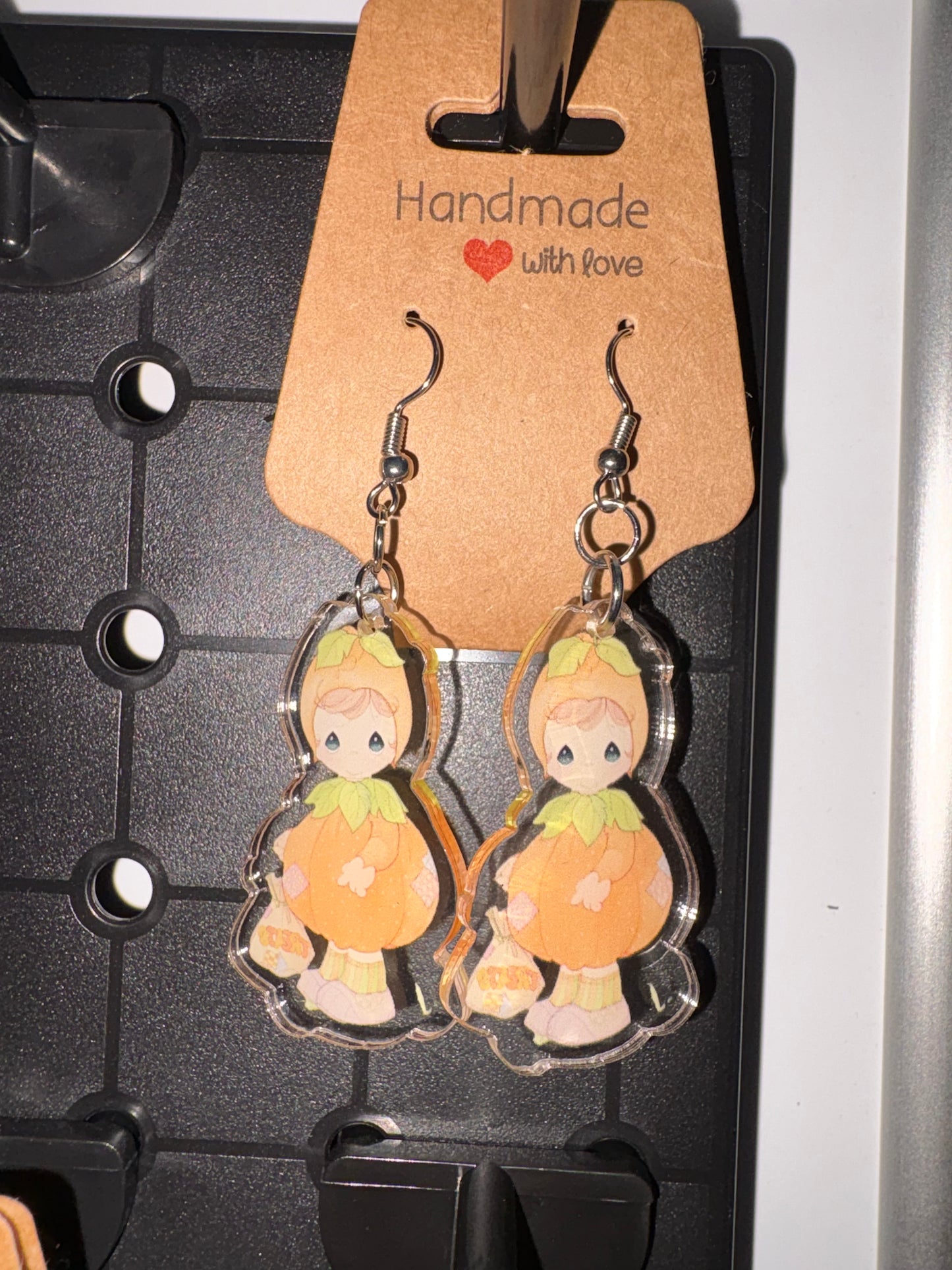 Earrings (Character)