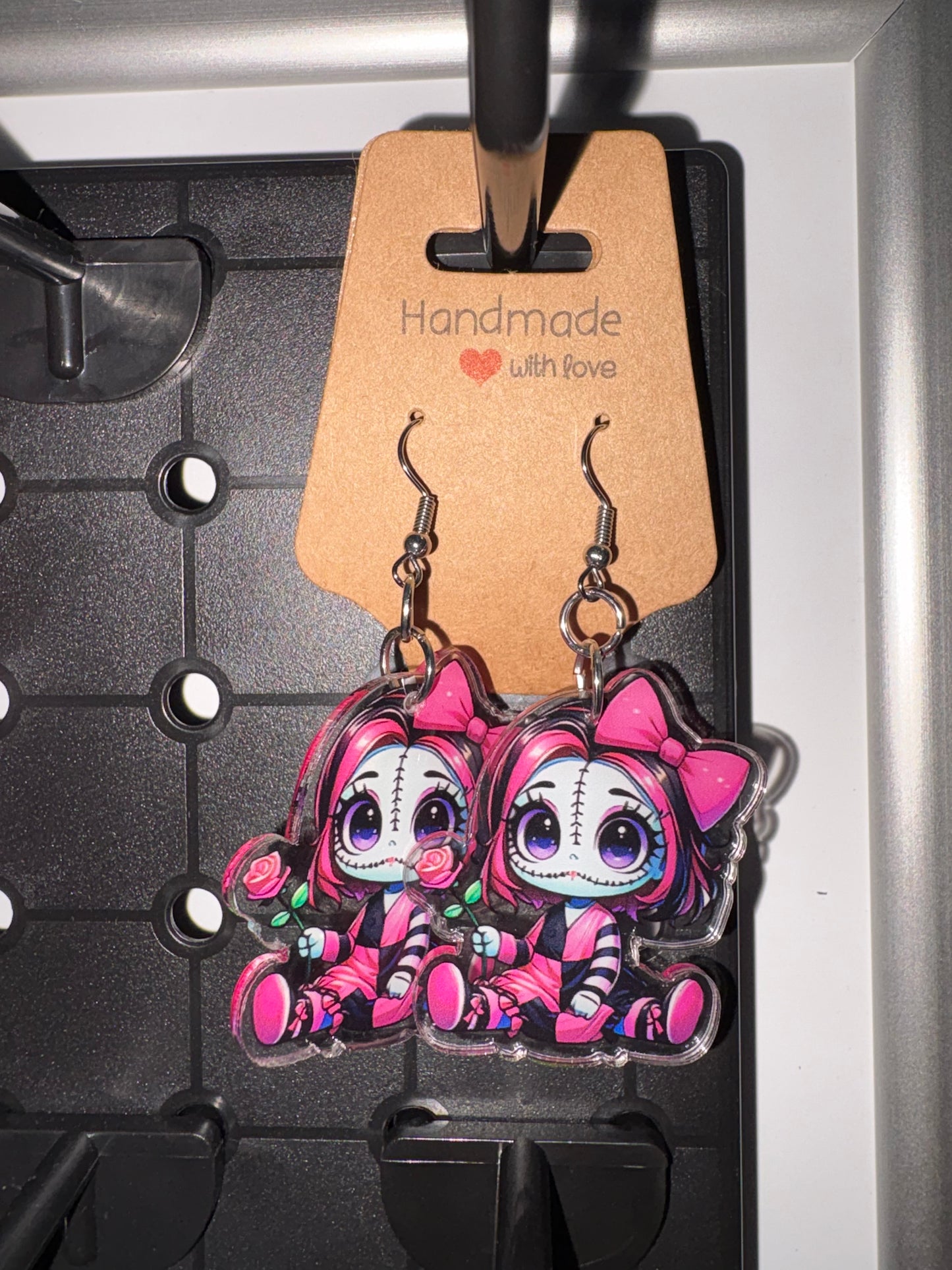 Earrings (Horror)
